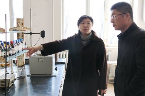 http://xyw.hlju.edu.cn/__local/6/D7/11/B88FDD723C144F74A1F1B7B7328_61A1E990_22EC9.jpg